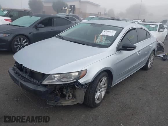 ✅ 2013 Volkswagen CC R-Line • VIN: WVWBP7AN0DE568216 • Лот: 43820609. Опубликован ранее на IAAI с пробегом 60 242 миль. Бесплатный доступ к архиву аукционных продаж из США и подробный отчёт об истории автомобиля на DreamBid. Изображение 2.