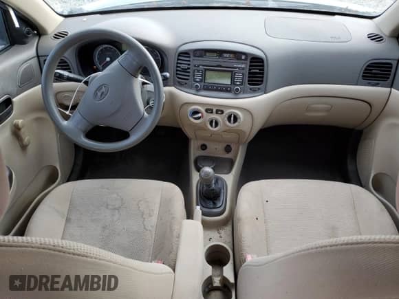 2008 Hyundai Accent GLS с VIN KMHCN46C38U260500, выставлен на аукционе Copart как лот 81526264 с пробегом 85 097 миль миль и Чистый • Clean title. История ставок и продаж доступна на DreamBid. Изображение 8.