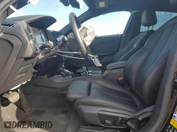 ✅ 2021 BMW 2 Series 228i xDrive • VIN: WBA73AK04M7H15823 • Лот: 85837025. Опубликован ранее на Copart с пробегом 45 742 миль. Бесплатный доступ к архиву аукционных продаж из США и подробный отчёт об истории автомобиля на DreamBid. Изображение 7.