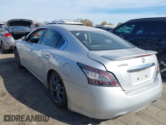 ✅ 2012 Nissan Maxima SV • VIN: 1N4AA5AP4CC820651 • Лот: 43731956. Опубликован ранее на IAAI с пробегом 146 488 миль. Бесплатный доступ к архиву аукционных продаж из США и подробный отчёт об истории автомобиля на DreamBid. Изображение 3.