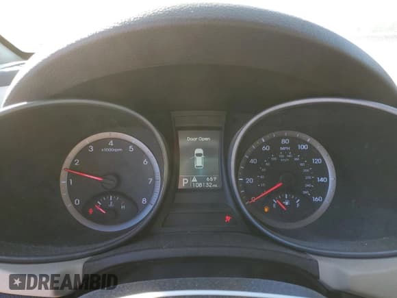 ✅ 2016 Hyundai Santa Fe • VIN: 5XYZTDLB4GG351503 • Лот: 91065285. Опубликован ранее на Copart с пробегом 108 132 миль. Бесплатный доступ к архиву аукционных продаж из США и подробный отчёт об истории автомобиля на DreamBid. Изображение 9.