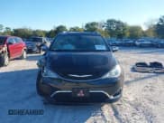 ✅ 2020 Chrysler Pacifica Limited • VIN: 2C4RC1GG0LR109673 • Лот: 43600805. Опубликован ранее на IAAI с пробегом 57 384 миль. Бесплатный доступ к архиву аукционных продаж из США и подробный отчёт об истории автомобиля на DreamBid. Изображение 13.