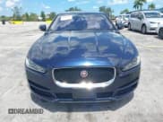 ✅ 2019 Jaguar XE 25t Premium • VIN: SAJAJ4FX9KCP46060 • Lot: 42802228. Listed on IAAI with 38,960 mi. Free auction sales archive from the USA and detailed vehicle history report at DreamBid. Image 12.