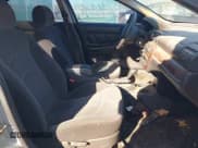 ✅ 2002 Dodge Stratus SXT • VIN: 1B3EL46R12N156565 • Lot: 43696290. Wystawiony na IAAI z przebiegiem 311 975 mil. Bezpłatny archiwum sprzedaży aukcyjnych z USA i szczegółowy raport historii pojazdu na DreamBid. Zdjęcie 5.