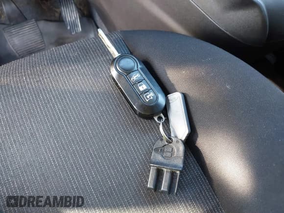 ✅ 2015 Ram ProMaster City Cargo Tradesman SLT • VIN: ZFBERFBT9F6955443 • Lot: 40263742. Listed on IAAI with 69,862 mi. Free auction sales archive from the USA and detailed vehicle history report at DreamBid. Image 11.