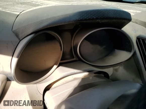 ✅ 2016 Hyundai Veloster • VIN: KMHTC6AD7GU280426 • Lot: 77609894. Wystawiony na Copart z przebiegiem Nie podano. Bezpłatny archiwum sprzedaży aukcyjnych z USA i szczegółowy raport historii pojazdu na DreamBid. Zdjęcie 9.