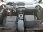 ✅ 2018 Hyundai Kona SE • VIN: KM8K12AA6JU186948 • Лот: 48997304. Опубликован ранее на Copart с пробегом 93 196 миль. Бесплатный доступ к архиву аукционных продаж из США и подробный отчёт об истории автомобиля на DreamBid. Изображение 8.