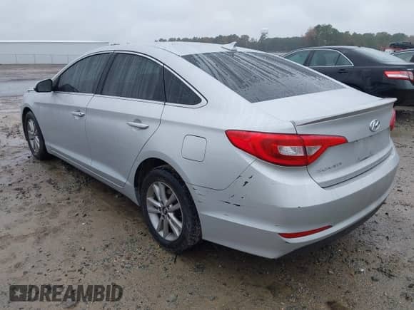 2016 Hyundai Sonata SE with VIN 5NPE24AF3GH337768, listed as a IAAI auction lot 43571459 with 231,009 mi miles and . Bid and sale history available at DreamBid. Image 3.