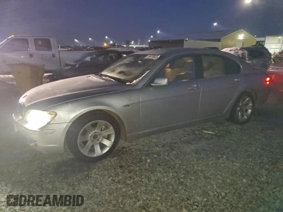 ✅ 2006 BMW 7 Series 750i • VIN: WBAHL83536DT05152 • Лот: 95474505. Опубликован ранее на Copart с пробегом 106 153 миль. Бесплатный доступ к архиву аукционных продаж из США и подробный отчёт об истории автомобиля на DreamBid. Изображение 1.