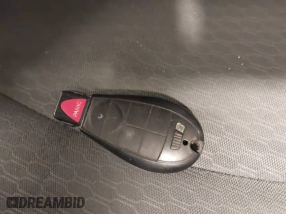 2019 Ram 1500 Tradesman with VIN 1C6RR7FT0KS531141, listed as a IAAI auction lot 42038951 with Not provided miles and . Bid and sale history available at DreamBid. Image 11.