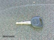 ✅ 2000 Chevrolet Silverado 1500 • VIN: 1GCEC14W2YE203939 • Lot: 43685797. Listed on IAAI with 185,331 mi. Free auction sales archive from the USA and detailed vehicle history report at DreamBid. Image 11.