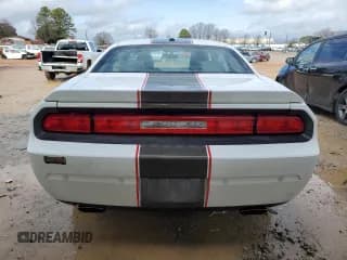 ✅ 2013 Dodge Challenger Rallye Redline • VIN: 2C3CDYAG6DH540177 • Lot: 43340525. Wystawiony na Copart z przebiegiem 129 850 mil. Bezpłatny archiwum sprzedaży aukcyjnych z USA i szczegółowy raport historii pojazdu na DreamBid. Zdjęcie 6.