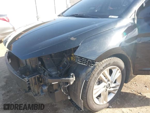 ✅ 2020 Hyundai Elantra Value Edition • VIN: 5NPD84LF8LH518088 • Lot: 43401885. Listed on IAAI with 89,460 mi. Free auction sales archive from the USA and detailed vehicle history report at DreamBid. Image 19.