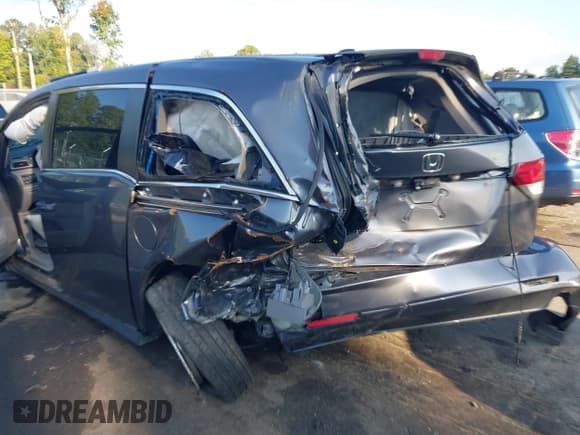 ✅ 2016 Honda Odyssey EX-L • VIN: 5FNRL5H61GB166544 • Lot: 43153601. Listed on IAAI with 33,889 mi. Free auction sales archive from the USA and detailed vehicle history report at DreamBid. Image 16.