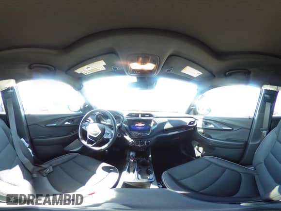 2022 Chevrolet TrailBlazer RS с VIN KL79MTSL6NB137134, выставлен на аукционе IAAI как лот 43131529 с пробегом 36 081 миль миль и . История ставок и продаж доступна на DreamBid. Изображение 18.