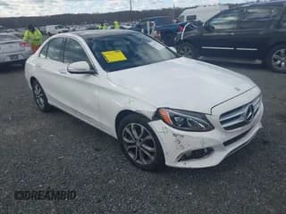 ✅ 2015 Mercedes-Benz C 300 Luxury • VIN: 55SWF4KB6FU062106 • Lot: 43695334. Wystawiony na IAAI z przebiegiem 123 378 mil. Bezpłatny archiwum sprzedaży aukcyjnych z USA i szczegółowy raport historii pojazdu na DreamBid. Zdjęcie 1.