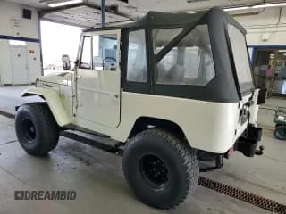 ✅ 1974 Toyota Land Cruiser • VIN: FJ40178981 • Лот: 74798404. Опубликован ранее на Copart с пробегом 31 601 миль. Бесплатный доступ к архиву аукционных продаж из США и подробный отчёт об истории автомобиля на DreamBid. Изображение 2.