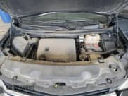 ✅ 2019 Chevrolet Traverse LS • VIN: 1GNERFKW0KJ141011 • Lot: 69295155. Wystawiony na Copart z przebiegiem 129 258 mil. Bezpłatny archiwum sprzedaży aukcyjnych z USA i szczegółowy raport historii pojazdu na DreamBid. Zdjęcie 12.