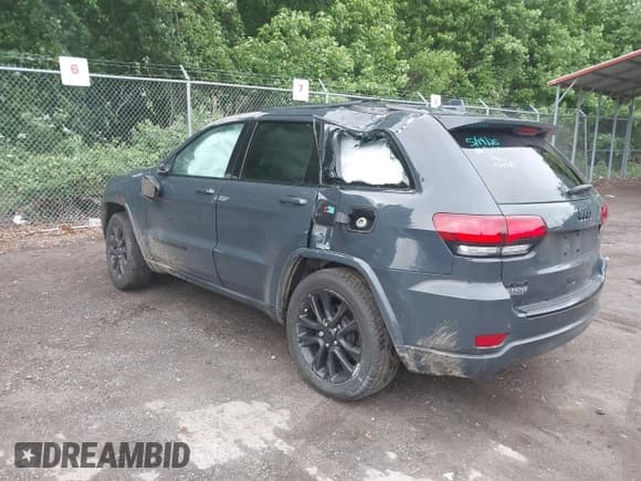✅ 2017 Jeep Grand Cherokee Altitude • VIN: 1C4RJFAG9HC895730 • Lot: 42323325. Listed on IAAI with 113,136 mi. Free auction sales archive from the USA and detailed vehicle history report at DreamBid. Image 3.