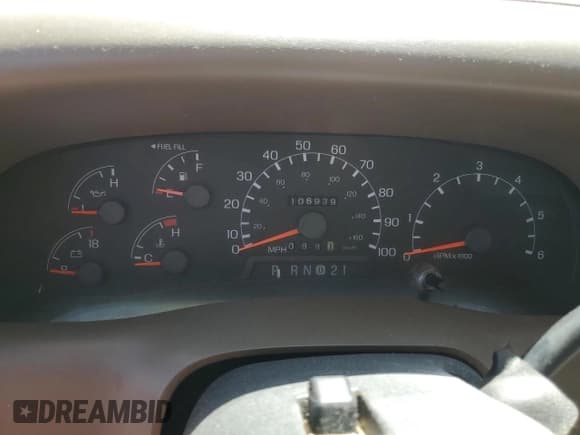 ✅ 1999 Ford F-250 XL • VIN: 1FTNX20S3XEA68692 • Lot: 64331775. Listed on Copart with 106,939 mi. Free auction sales archive from the USA and detailed vehicle history report at DreamBid. Image 9.