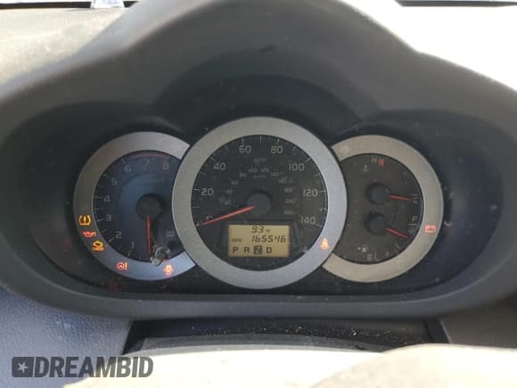 ✅ 2012 Toyota RAV4 Sport • VIN: JTMWF4DV4C5043639 • Лот: 80885925. Опубликован ранее на Copart с пробегом 165 546 миль. Бесплатный доступ к архиву аукционных продаж из США и подробный отчёт об истории автомобиля на DreamBid. Изображение 9.