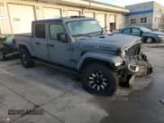 ✅ 2022 Jeep Gladiator Willys • VIN: 1C6HJTAG8NL107002 • Lot: 85138204. Wystawiony na Copart z przebiegiem 69 166 mil. Bezpłatny archiwum sprzedaży aukcyjnych z USA i szczegółowy raport historii pojazdu na DreamBid. Zdjęcie 4.