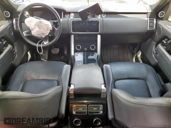 ✅ 2019 Land Rover Range Rover • VIN: SALGS2RE4KA533221 • Lot: 61475925. Listed on Copart with 67,040 mi. Free auction sales archive from the USA and detailed vehicle history report at DreamBid. Image 8.