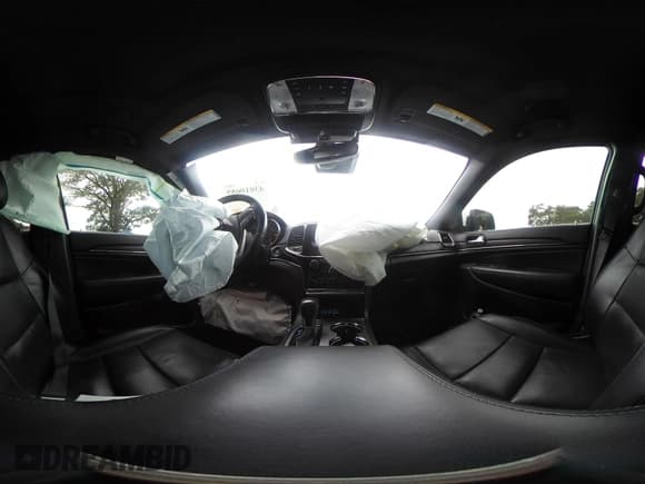 ✅ 2020 Jeep Grand Cherokee Overland • VIN: 1C4RJFCG7LC425895 • Lot: 43010685. Listed on IAAI with 50,820 mi. Free auction sales archive from the USA and detailed vehicle history report at DreamBid. Image 19.