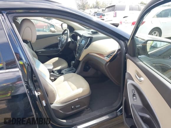 ✅ 2013 Hyundai Santa Fe Sport • VIN: 5XYZU3LA8DG119920 • Лот: 43411354. Опубликован ранее на IAAI с пробегом 190 889 миль. Бесплатный доступ к архиву аукционных продаж из США и подробный отчёт об истории автомобиля на DreamBid. Изображение 5.