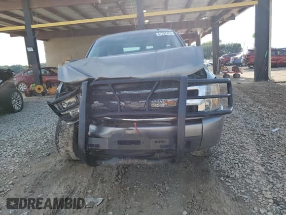 ✅ 2008 Chevrolet Silverado 1500 1LT • VIN: 1GCEK140X8Z266942 • Lot: 61259725. Listed on Copart with 202,867 mi. Free auction sales archive from the USA and detailed vehicle history report at DreamBid. Image 5.