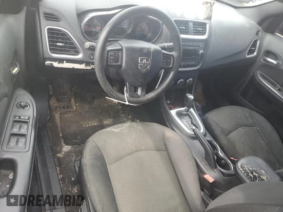 ✅ 2014 Dodge Avenger SE • VIN: 1C3CDZAB4EN227776 • Лот: 73914424. Опубликован ранее на Copart с пробегом 226 620 миль. Бесплатный доступ к архиву аукционных продаж из США и подробный отчёт об истории автомобиля на DreamBid. Изображение 8.