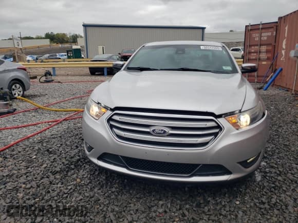 ✅ 2015 Ford Taurus Limited • VIN: 1FAHP2F86FG143581 • Lot: 50342005. Listed on Copart with 127,144 mi. Free auction sales archive from the USA and detailed vehicle history report at DreamBid. Image 5.