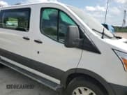 ✅ 2017 Ford Transit • VIN: 1FTYR1YM8HKA78256 • Лот: 67278425. Опубликован ранее на Copart с пробегом 135 048 миль. Бесплатный доступ к архиву аукционных продаж из США и подробный отчёт об истории автомобиля на DreamBid. Изображение 14.