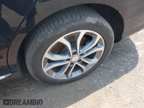 ✅ 2017 Mercedes-Benz C 300 • VIN: 55SWF4KB3HU198387 • Lot: 42443223. Listed on IAAI with 133,488 mi. Free auction sales archive from the USA and detailed vehicle history report at DreamBid. Image 12.