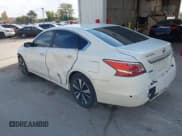 ✅ 2015 Nissan Altima S • VIN: 1N4AL3AP7FN346590 • Lot: 43454138. Wystawiony na IAAI z przebiegiem 164 994 mil. Bezpłatny archiwum sprzedaży aukcyjnych z USA i szczegółowy raport historii pojazdu na DreamBid. Zdjęcie 3.