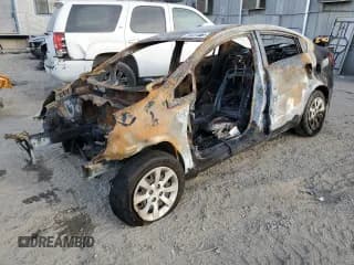 ✅ 2014 Kia Rio LX • VIN: KNADM4A33E6356188 • Lot: 92621155. Wystawiony na Copart z przebiegiem Nie podano. Bezpłatny archiwum sprzedaży aukcyjnych z USA i szczegółowy raport historii pojazdu na DreamBid. Zdjęcie 1.