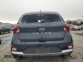 ✅ 2022 Hyundai Venue Limited • VIN: KMHRC8A3XNU187748 • Lot: 51633135. Wystawiony na Copart z przebiegiem 59 933 mil. Bezpłatny archiwum sprzedaży aukcyjnych z USA i szczegółowy raport historii pojazdu na DreamBid. Zdjęcie 6.