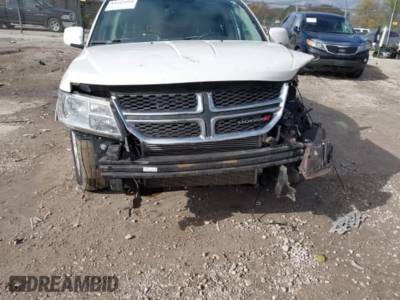 ✅ 2013 Dodge Journey SXT • VIN: 3C4PDCBB5DT562827 • Lot: 43513554. Wystawiony na IAAI z przebiegiem 94 317 mil. Bezpłatny archiwum sprzedaży aukcyjnych z USA i szczegółowy raport historii pojazdu na DreamBid. Zdjęcie 6.