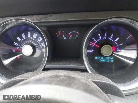 ✅ 2011 Ford Mustang V6 • VIN: 1ZVBP8EM3B5161671 • Lot: 43662644. Listed on IAAI with 54,327 mi. Free auction sales archive from the USA and detailed vehicle history report at DreamBid. Image 7.