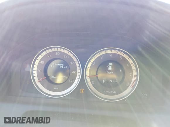 ✅ 2012 Volvo XC60 3.0L • VIN: YV4902DZ8C2299805 • Lot: 43681055. Wystawiony na IAAI z przebiegiem 212 095 mil. Bezpłatny archiwum sprzedaży aukcyjnych z USA i szczegółowy raport historii pojazdu na DreamBid. Zdjęcie 7.