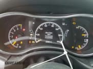 ✅ 2019 Jeep Grand Cherokee Laredo E • VIN: 1C4RJEAG7KC556577 • Lot: 91267885. Wystawiony na Copart z przebiegiem 92 566 mil. Bezpłatny archiwum sprzedaży aukcyjnych z USA i szczegółowy raport historii pojazdu na DreamBid. Zdjęcie 9.