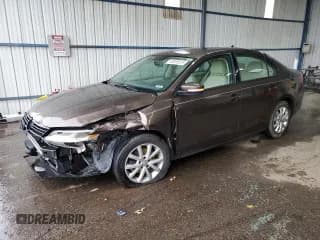 ✅ 2011 Volkswagen Jetta SE • VIN: 3VWDZ7AJ1BM362987 • Lot: 83888815. Wystawiony na Copart z przebiegiem 131 447 mil. Bezpłatny archiwum sprzedaży aukcyjnych z USA i szczegółowy raport historii pojazdu na DreamBid. Zdjęcie 1.