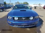 ✅ 2007 Ford Mustang GT Deluxe • VIN: 1ZVHT82H675250428 • Лот: 86069425. Опубликован ранее на Copart с пробегом 38 147 миль. Бесплатный доступ к архиву аукционных продаж из США и подробный отчёт об истории автомобиля на DreamBid. Изображение 5.