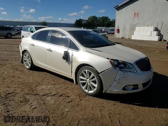 ✅ 2014 Buick Verano Group • VIN: 1G4PS5SK9E4226649 • Lot: 82295465. Listed on Copart with 90,716 mi. Free auction sales archive from the USA and detailed vehicle history report at DreamBid. Image 13.
