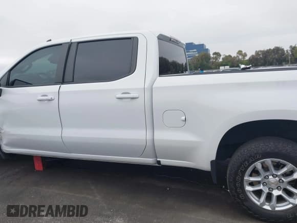 ✅ 2023 Chevrolet Silverado 1500 LT • VIN: 1GCUDDED8PZ229041 • Lot: 42510095. Listed on IAAI with 53,045 mi. Free auction sales archive from the USA and detailed vehicle history report at DreamBid. Image 15.