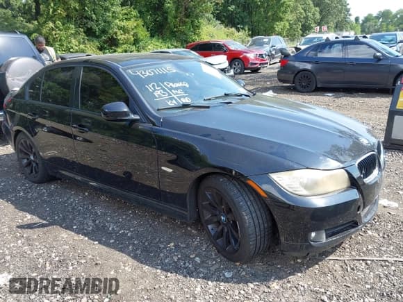 ✅ 2011 BMW 3 Series 328i • VIN: WBAPH7C5XBE678054 • Lot: 43071115. Listed on IAAI with 120,000 mi. Free auction sales archive from the USA and detailed vehicle history report at DreamBid. Image 1.