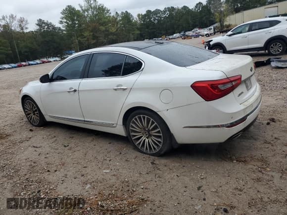 ✅ 2015 Kia Cadenza Premium • VIN: KNALN4D7XF5191982 • Lot: 82217735. Wystawiony na Copart z przebiegiem 170 563 mil. Bezpłatny archiwum sprzedaży aukcyjnych z USA i szczegółowy raport historii pojazdu na DreamBid. Zdjęcie 2.