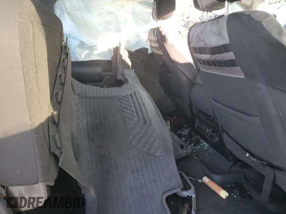 ✅ 2021 Chevrolet Silverado 1500 LT • VIN: 1GCUYDED4MZ293982 • Lot: 80180955. Wystawiony na Copart z przebiegiem Nie podano. Bezpłatny archiwum sprzedaży aukcyjnych z USA i szczegółowy raport historii pojazdu na DreamBid. Zdjęcie 10.