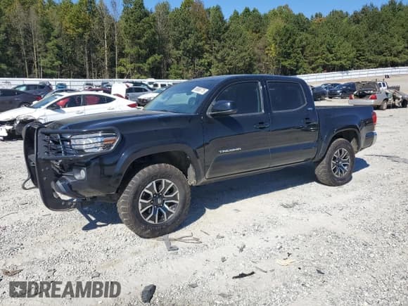 ✅ 2019 Toyota Tacoma TRD Off Road • VIN: 5TFCZ5AN9KX192653 • Lot: 86866775. Listed on Copart with 134,015 mi. Free auction sales archive from the USA and detailed vehicle history report at DreamBid. Image 1.