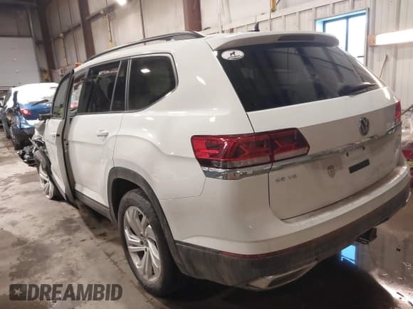✅ 2023 Volkswagen Atlas SE • VIN: 1V2HR2CA6PC510823 • Lot: 41576865. Wystawiony na IAAI z przebiegiem 22 991 mil. Bezpłatny archiwum sprzedaży aukcyjnych z USA i szczegółowy raport historii pojazdu na DreamBid. Zdjęcie 3.